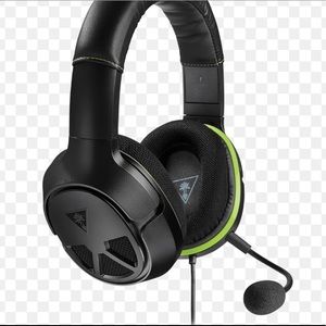 Turtle Beach xofour headset for Xbox one